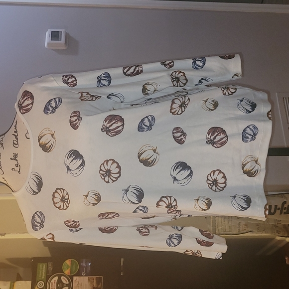 Bonnie Evans XL 3/4th sleeve shirt - Picture 2 of 9